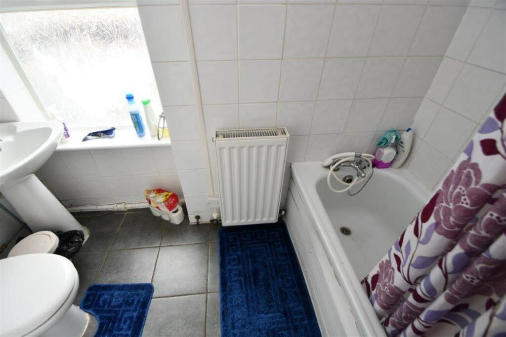 Bathroom 51a
