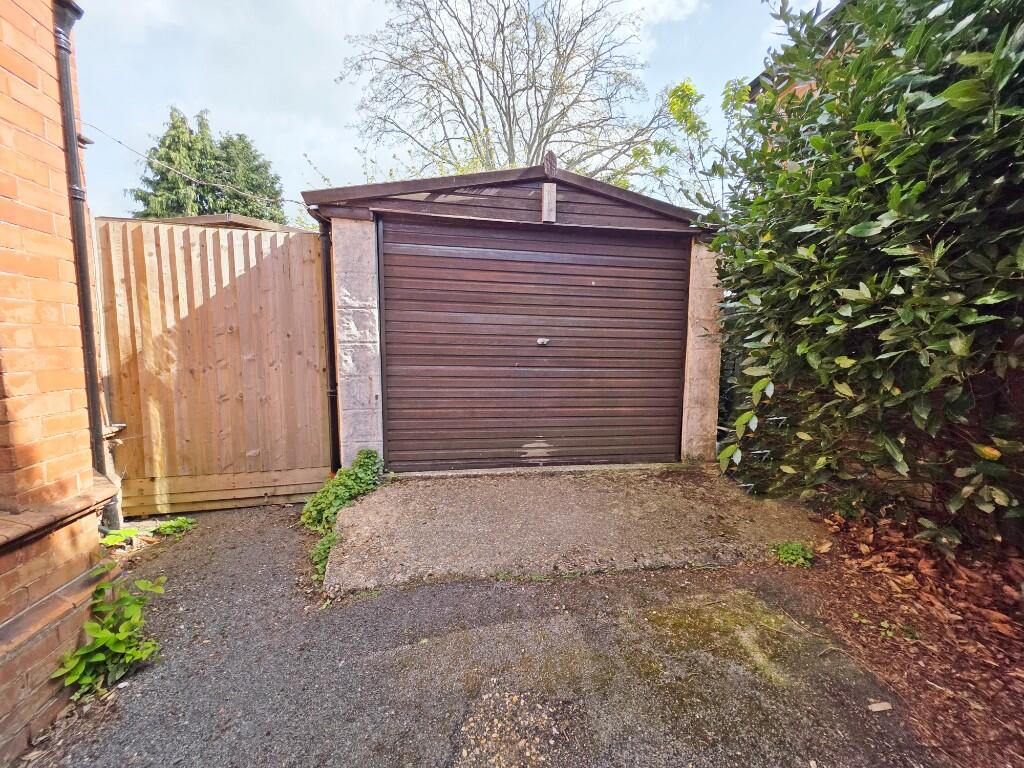 Driveway to Garage