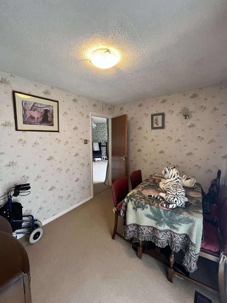 Received_968235498569296