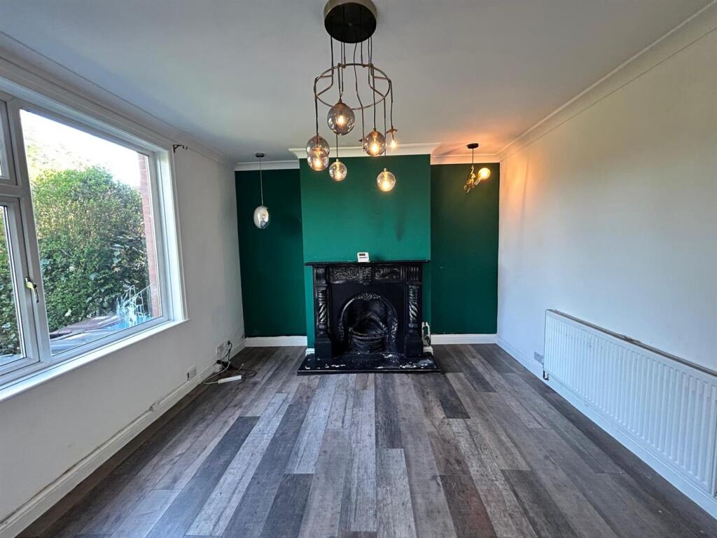 WhatsApp Image 2025-04-09 at 17.14.38.jpeg