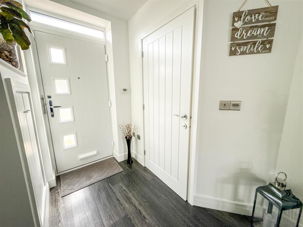 ENTRANCE HALLWAY