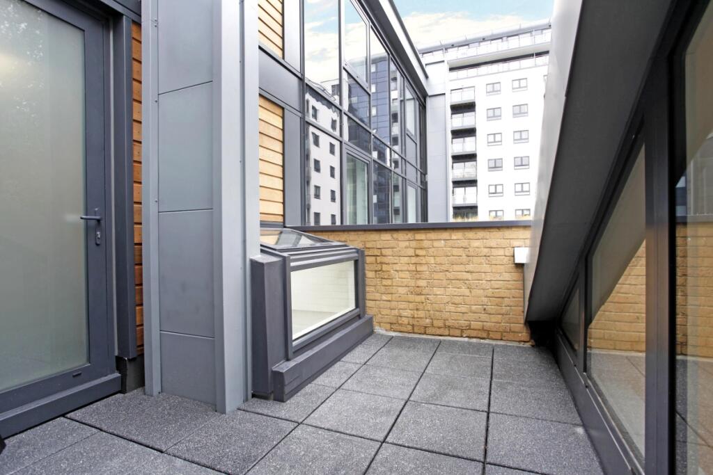 6 Paynes and Bort...