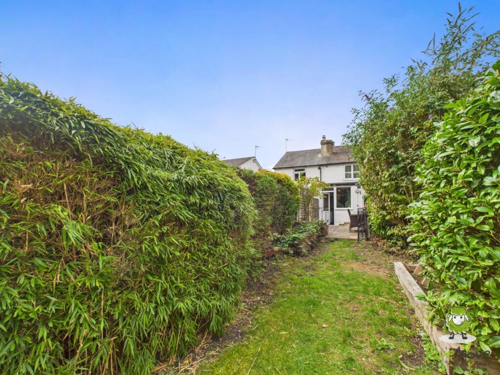 EweMove Estate Agents Basingstoke - Upper Sherbour