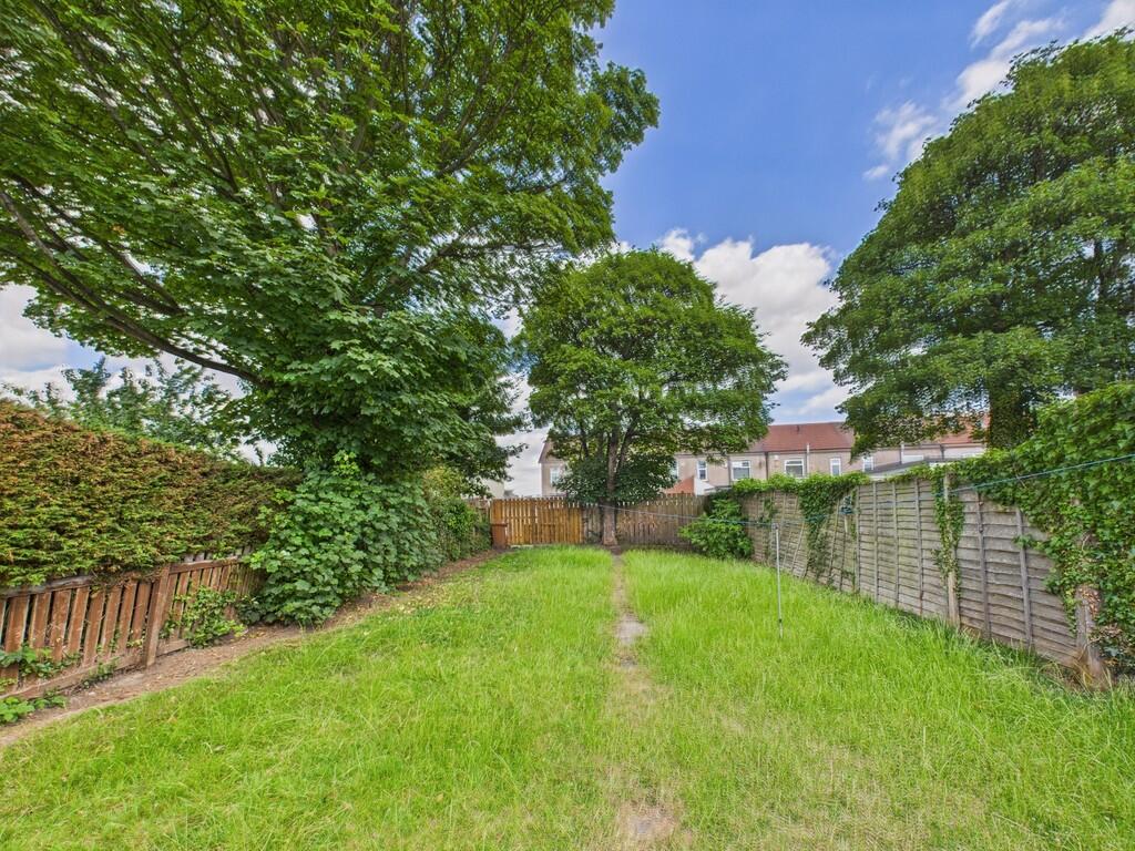 CAM01835G0-PR0242...