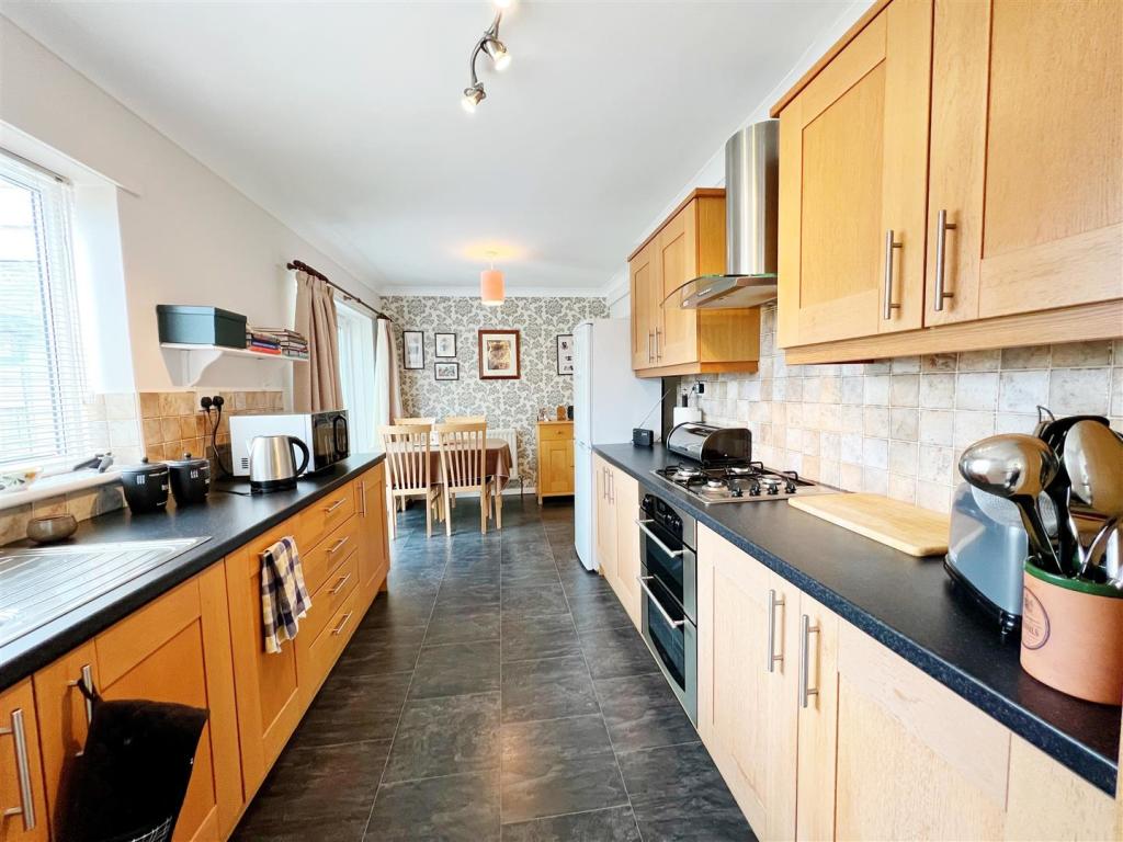 Kitchen Diner 6.jpg
