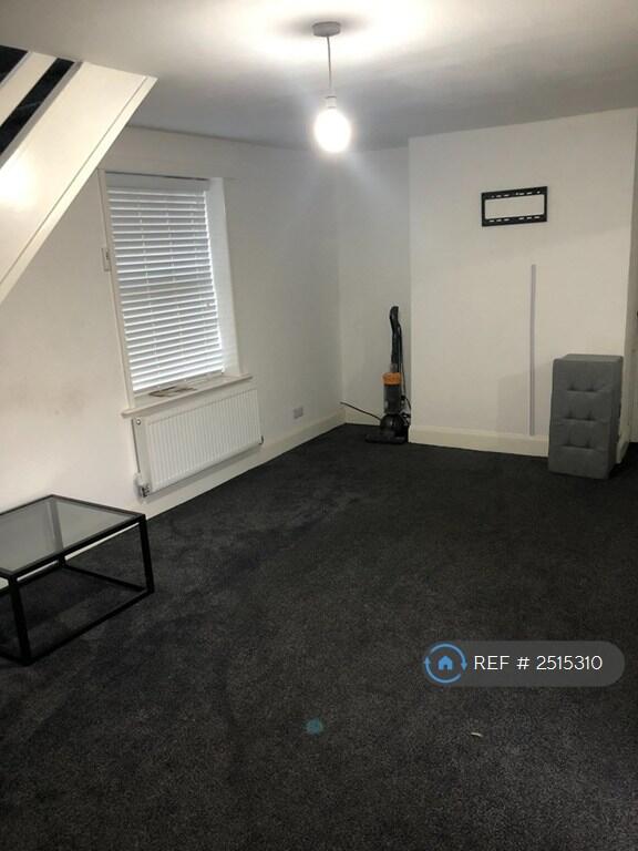 Sitting Room Towards The Kitchen