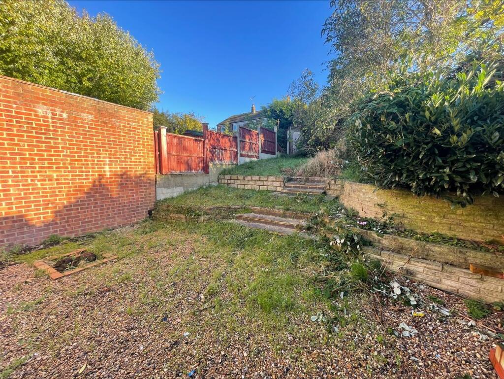 processed-06C2BE72-F306-4ECB-9B81-A3BF42C017A4.jpe