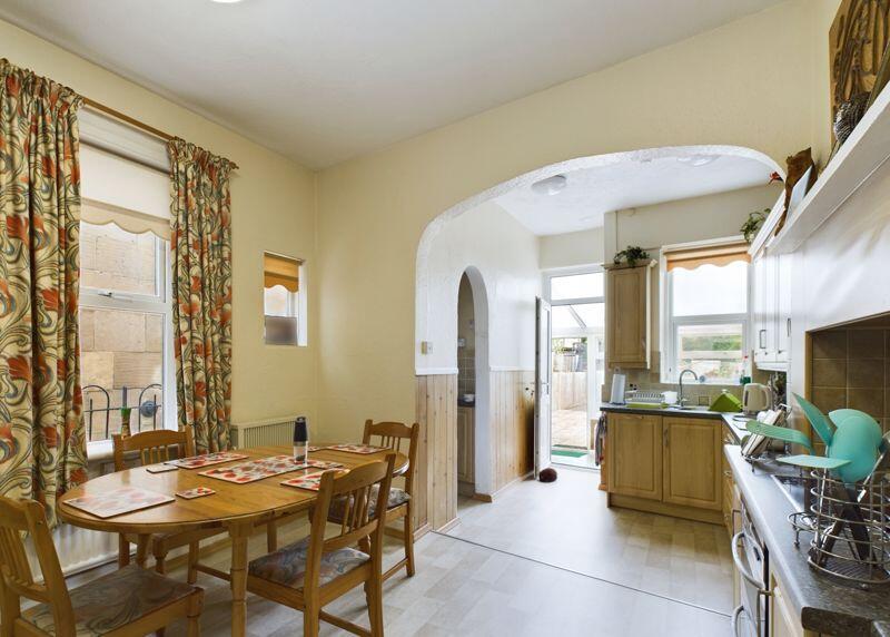 Kitchen diner
