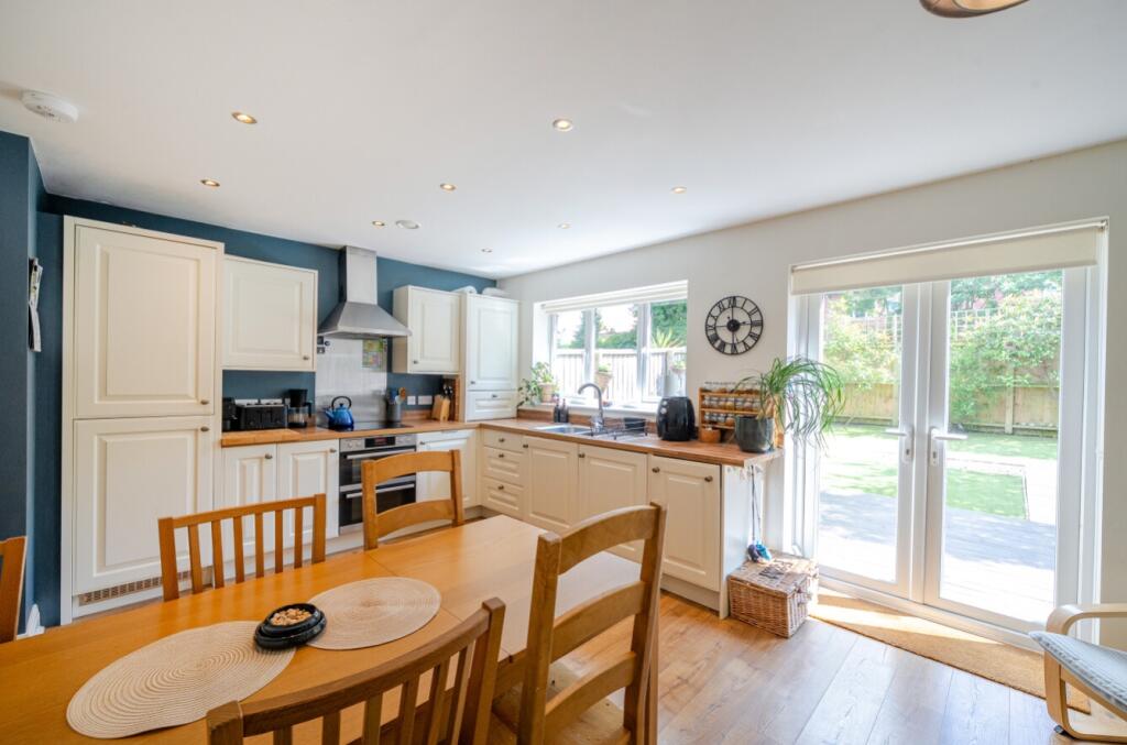 EweMove Knaresborough Kitchen Diner