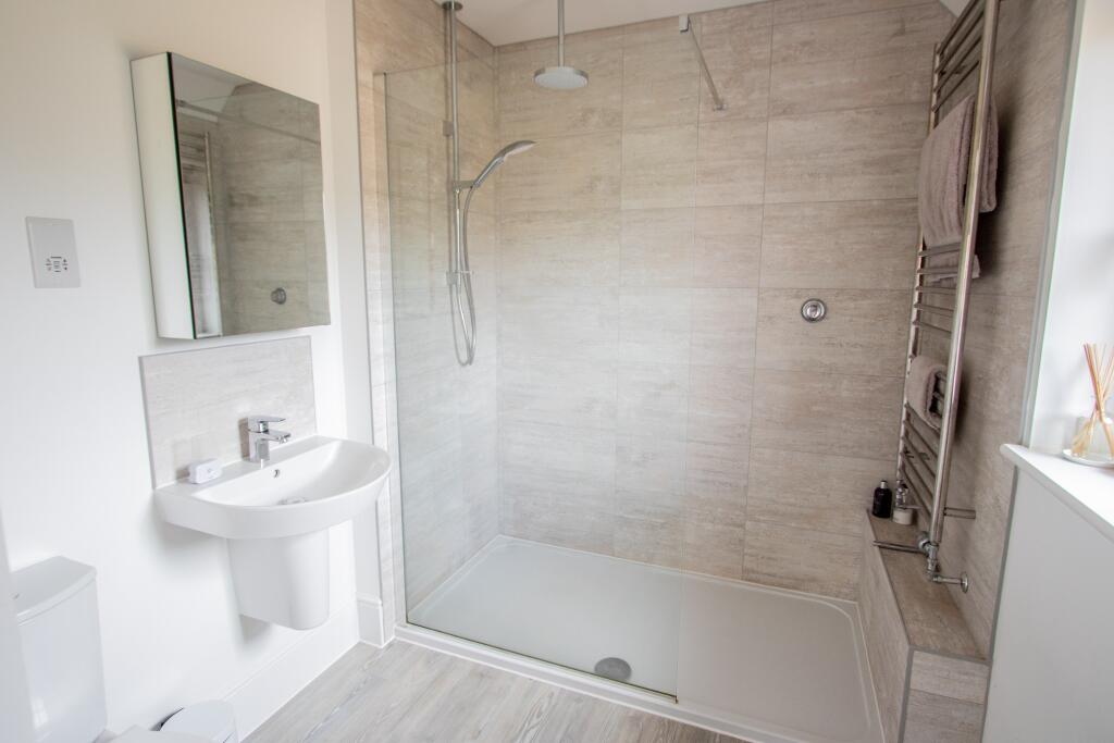 Ensuite shower room