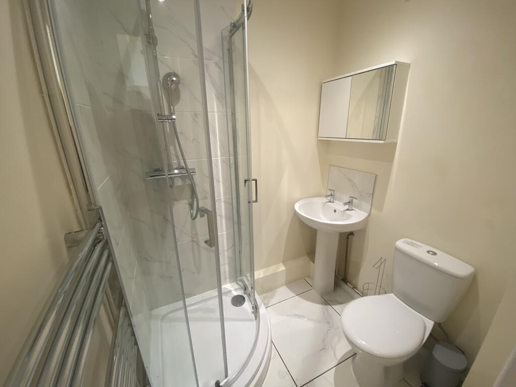 En-suite Bathroom