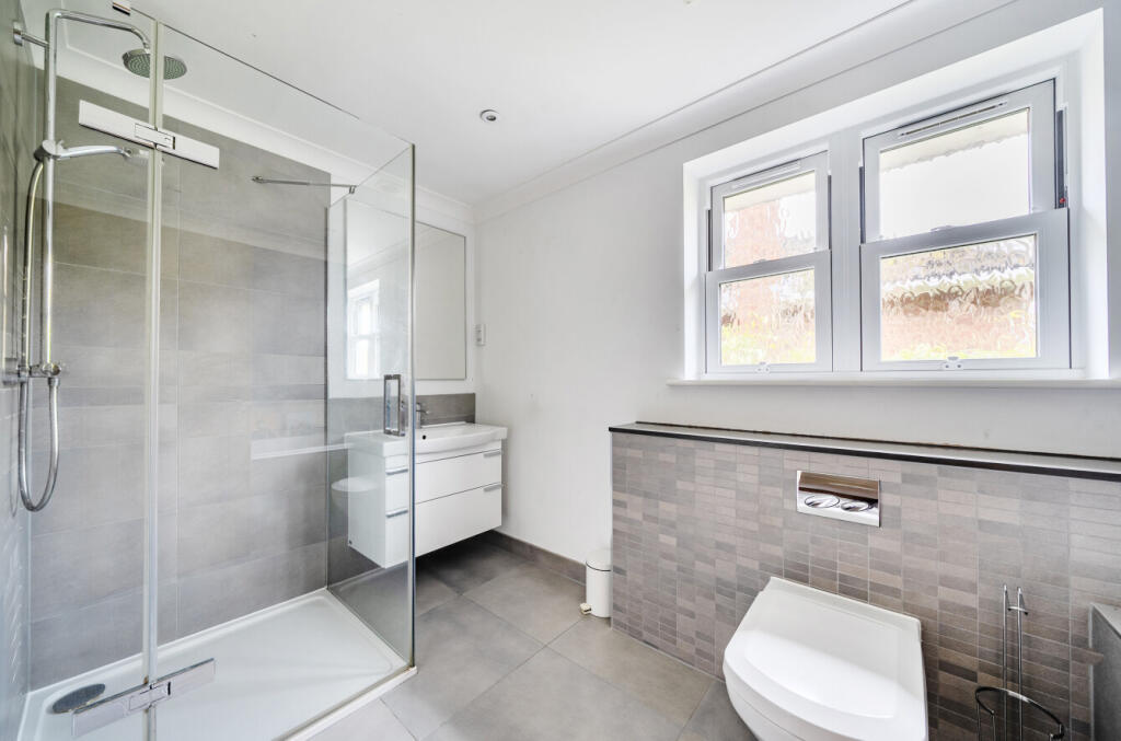 1365747-35-68ecc5...