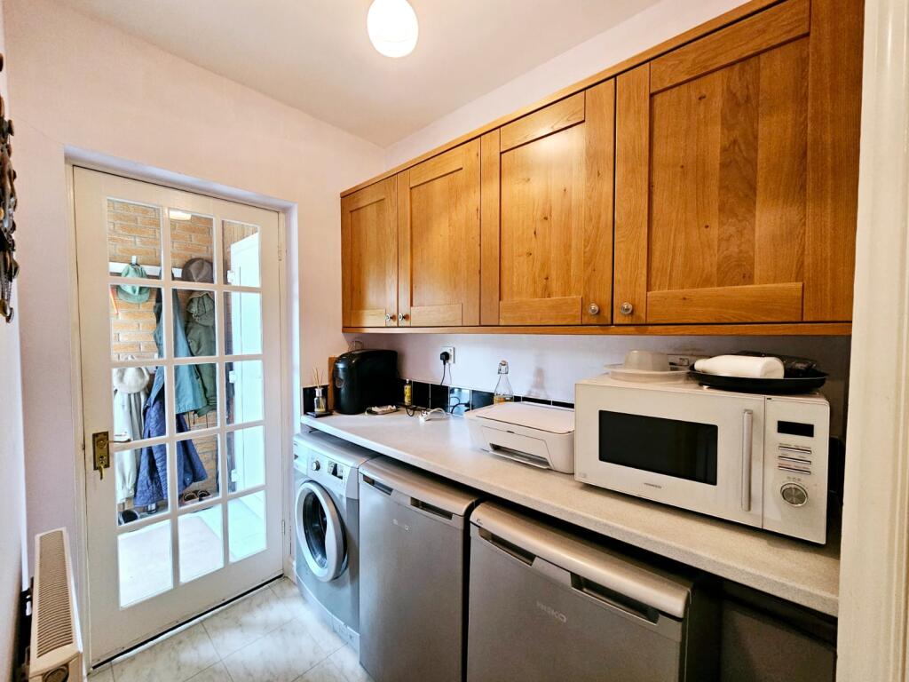 38b7e6b7-792d-4aee-a11f-37897ad4bcbe