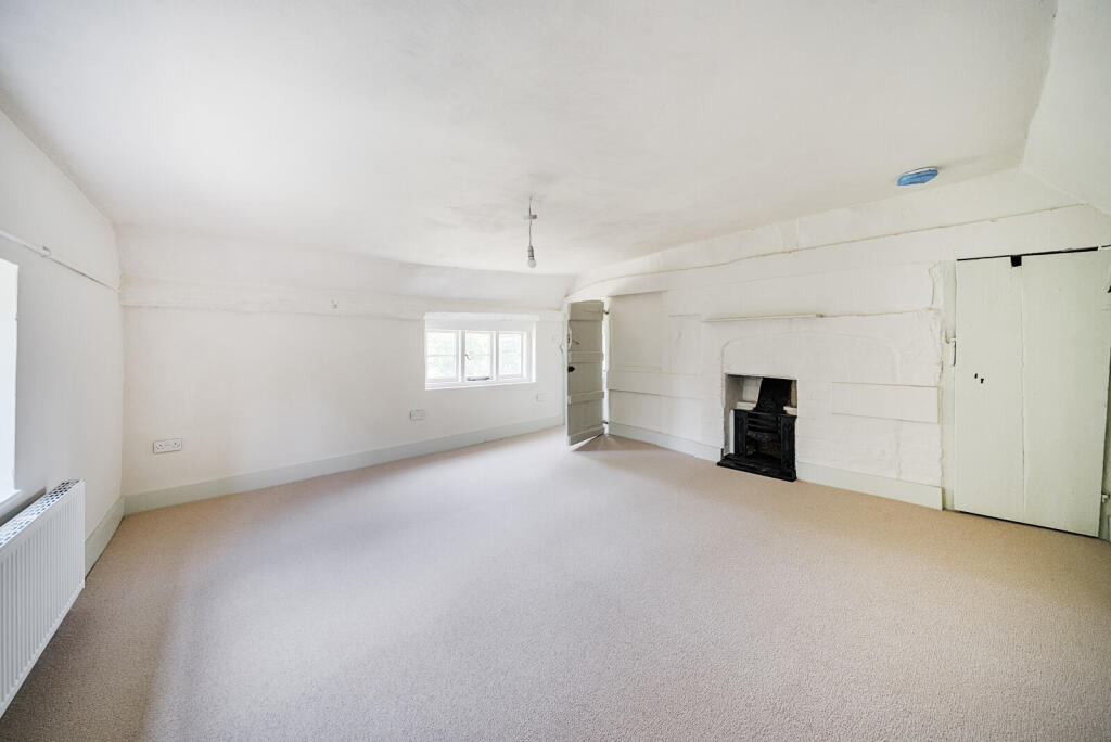 1296525-6-682c718...