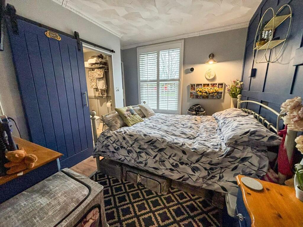 tlc_d1733a5e-2304-4509-9f52-8c1c45fa41df_399f81e.j