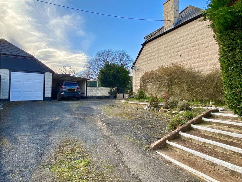 Driveway &amp; Garage