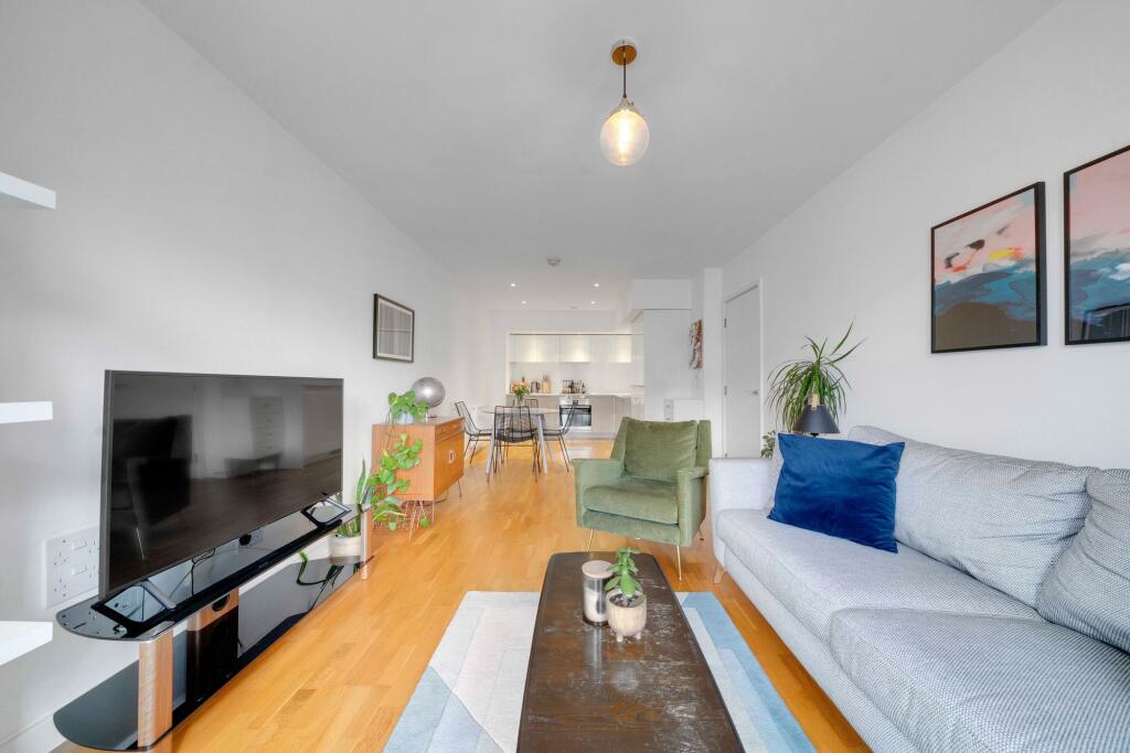 Open Plan Reception Room