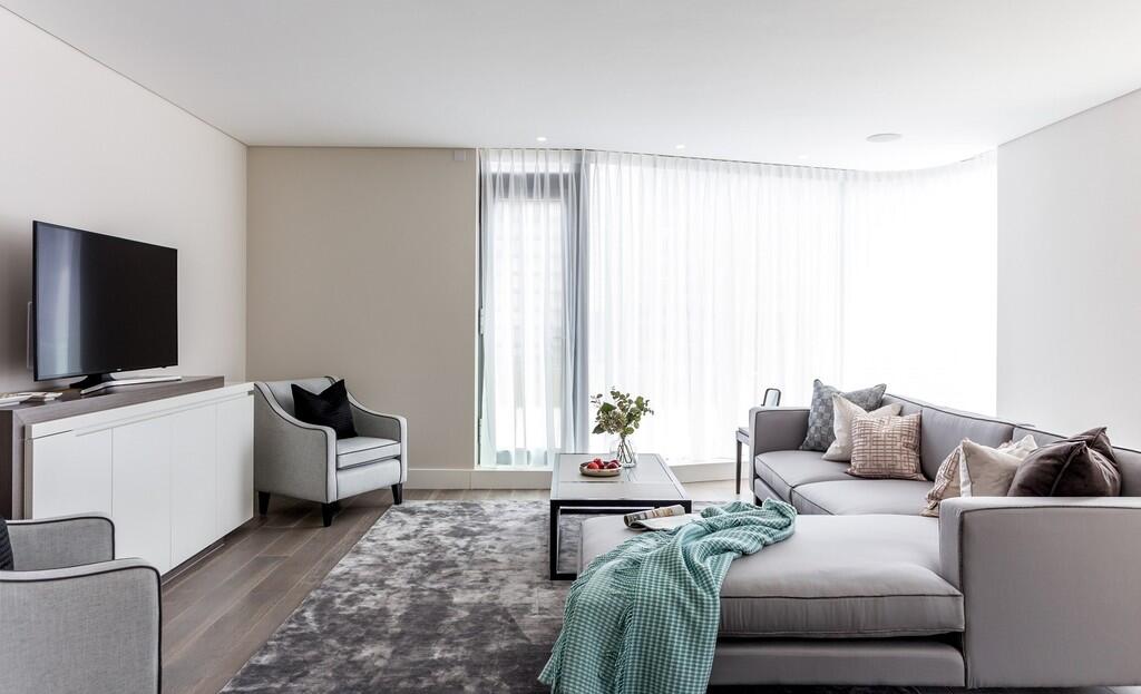 Living room 3