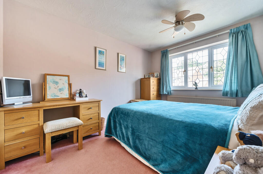 1324997-15-687509...