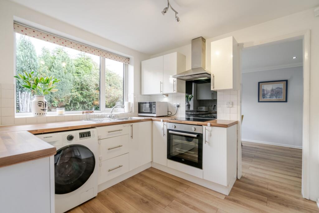 Kitchen - Ashton Lane - EweMove