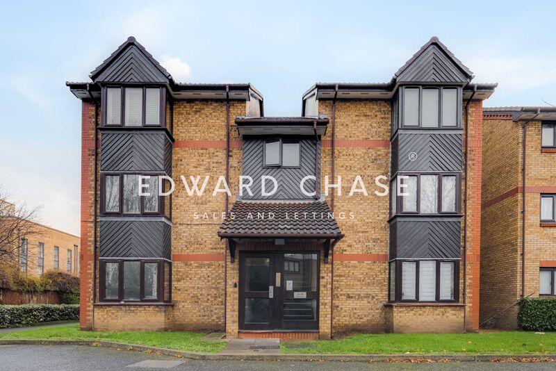 Waterside Close, Barking, IG11