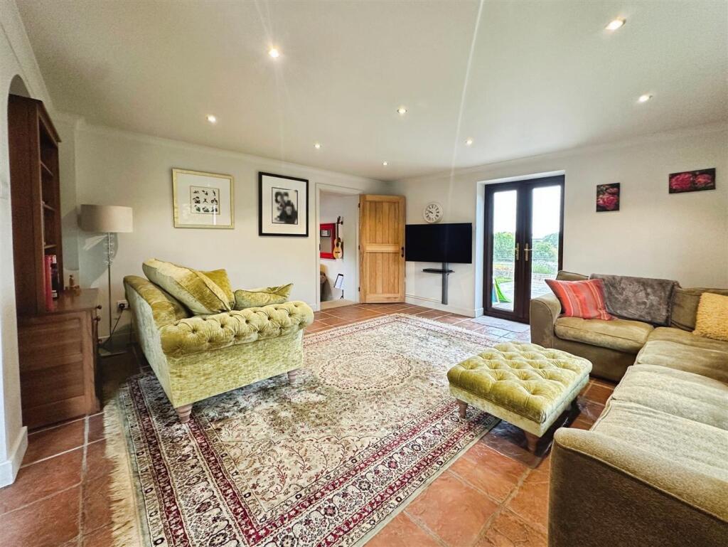 6bb11820--43F0-A0A4-131C2F0240F1-26888-000007B2014