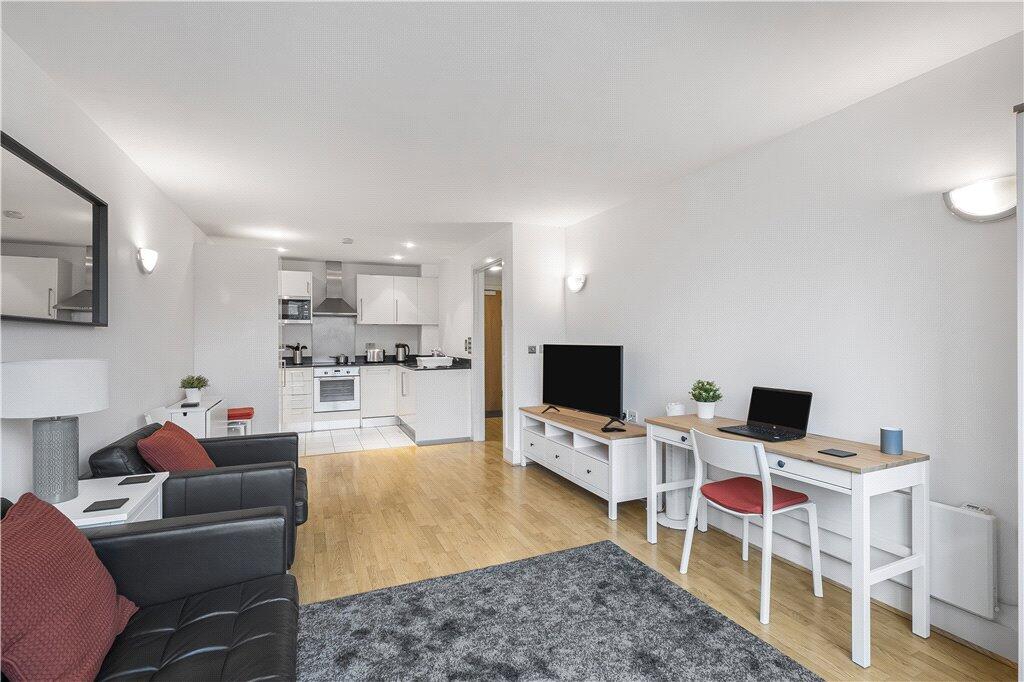 Kitchen/Living Room