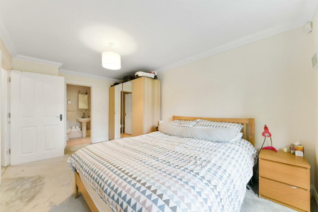 Main bedroom