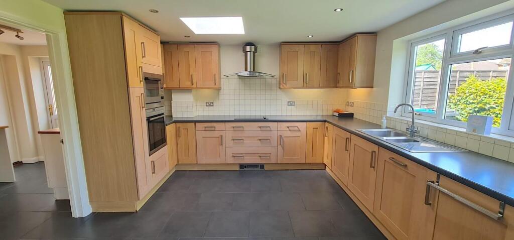 WhatsApp Image 2023-05-31 at 16.23.55.jpeg