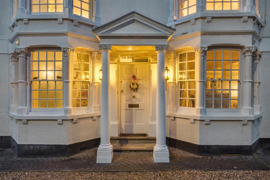 Entrance Porch