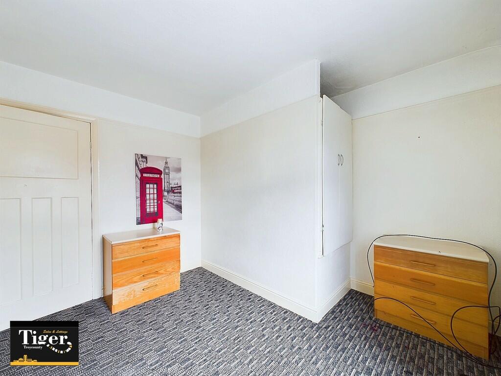 CAM02176G0-PR0407...