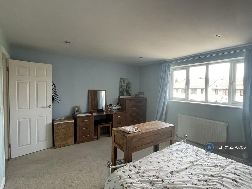 Master Bedroom 2