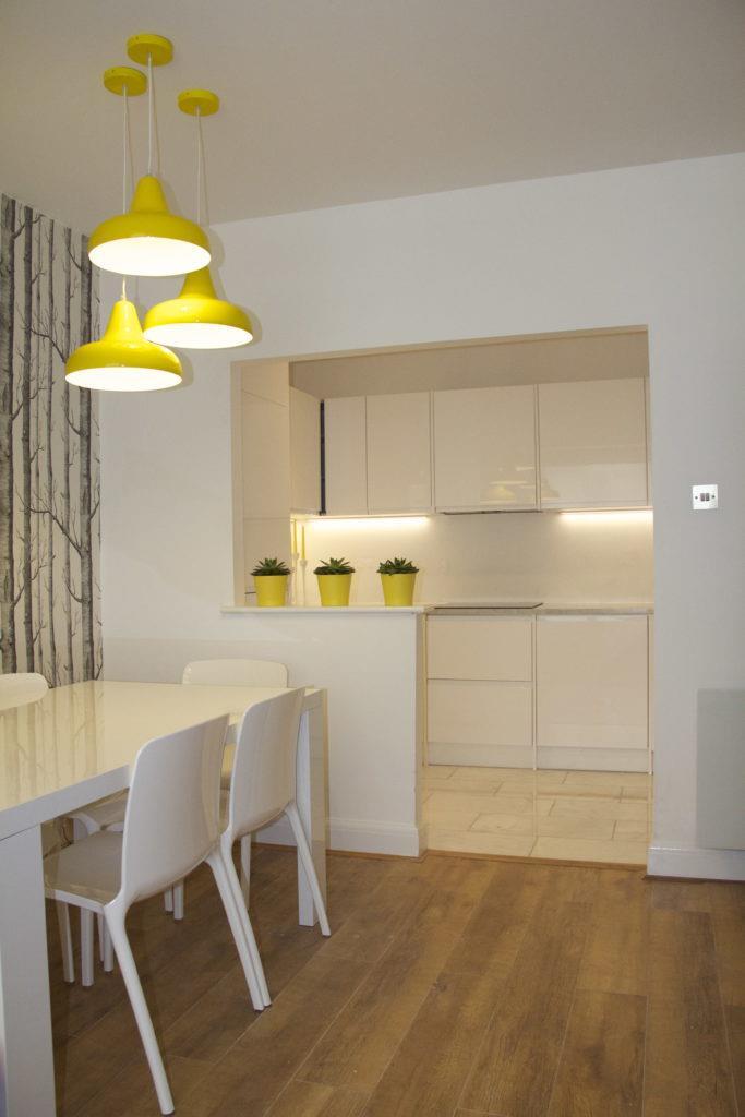 3_Kitchen.jpg