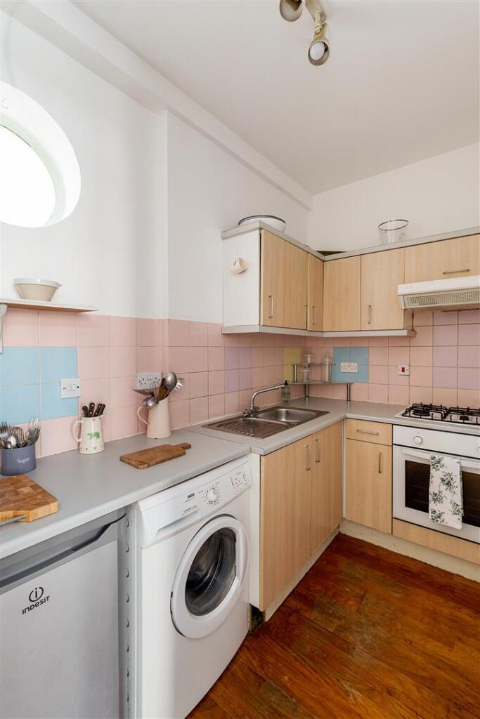 Urswick Road, E9
