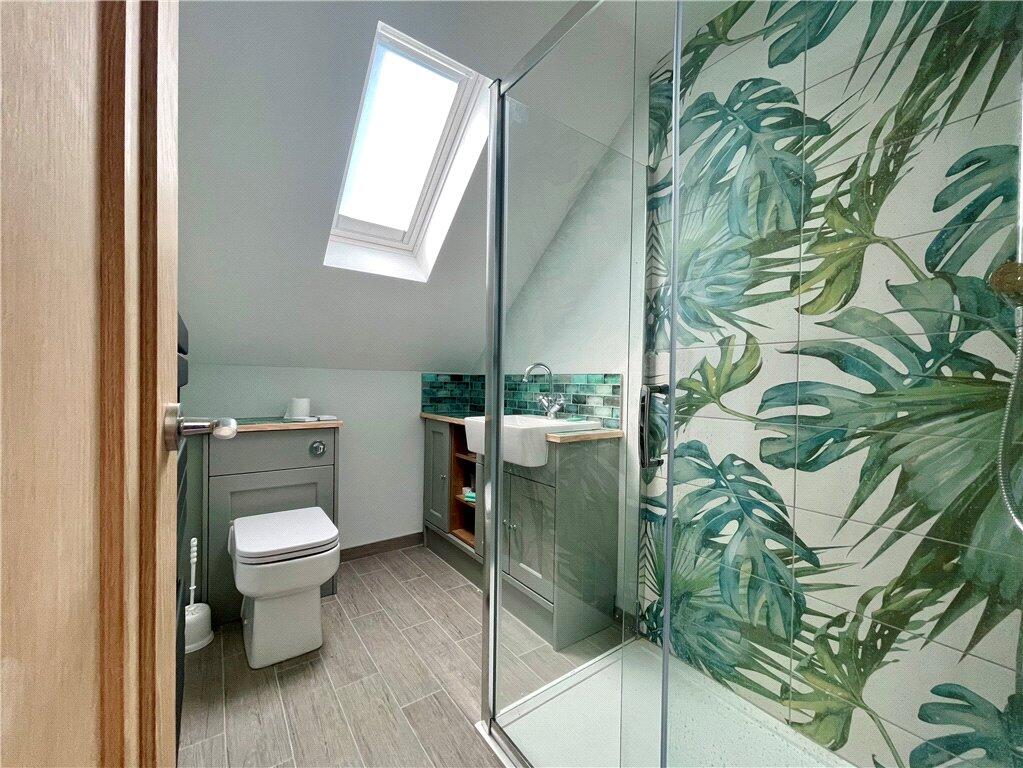 Family Shower Room