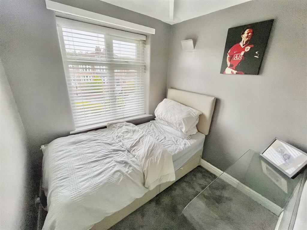 Bedroom 3.jpg