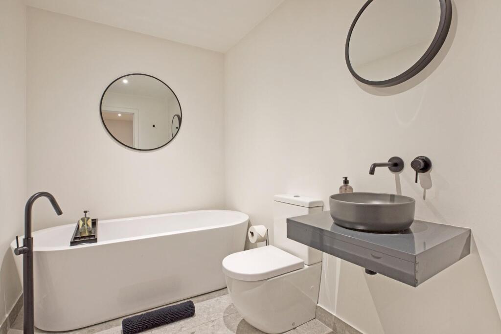 Bedroom Three En Suite