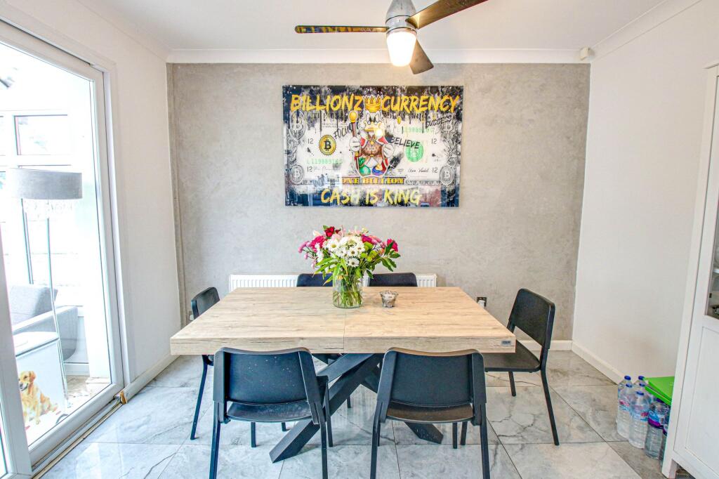 Kitchen Diner