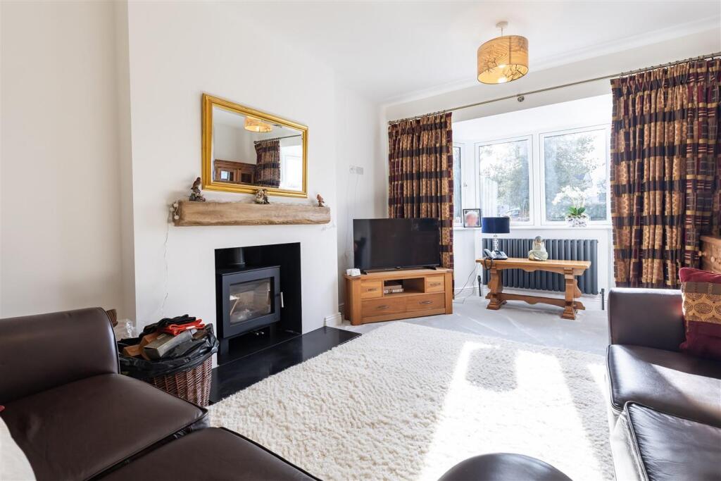 15 New Farm Dr   (2).jpg