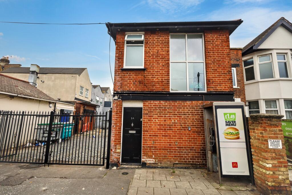1A Goodmayes Lane, Ilford, Essex, IG3 9PB