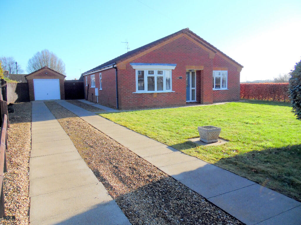 FRONT &amp; DRIVEWAY