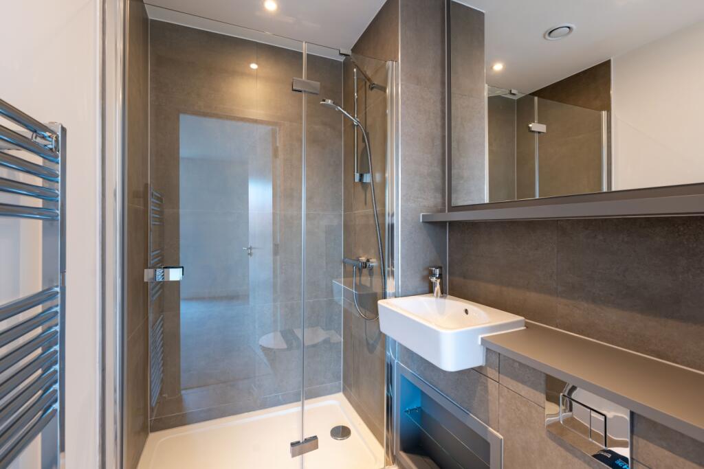 38 Lady White Crescent-08405