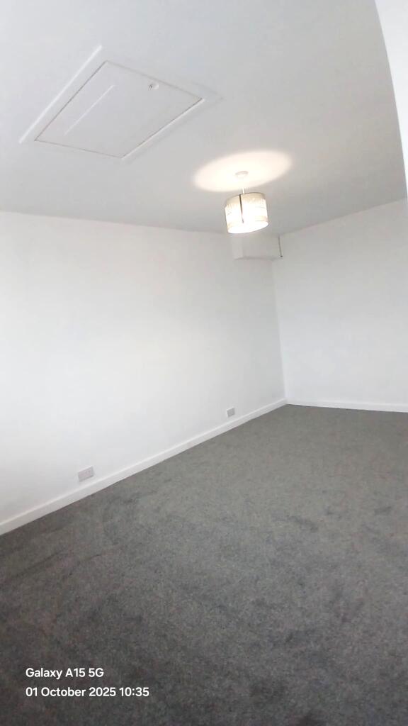 WhatsApp Image 2025-10-01 at 11.12.04_3df73986