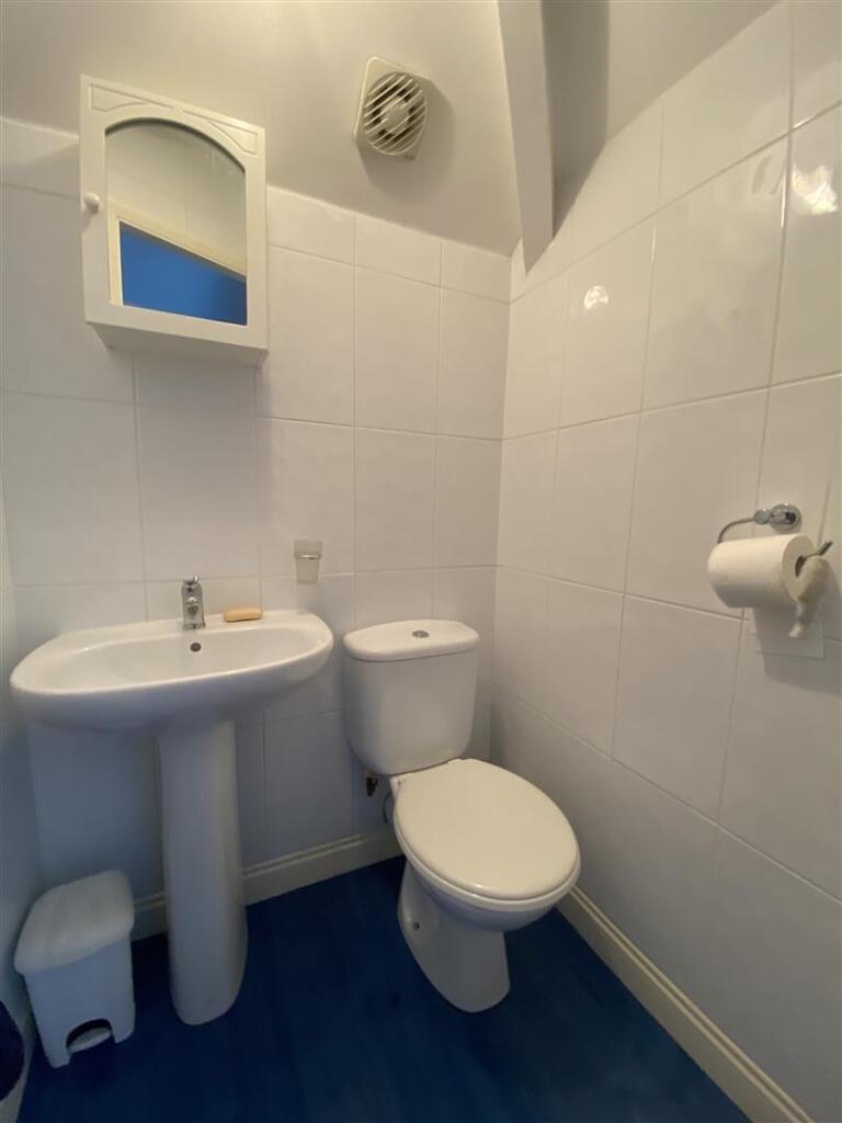 En-suite W.C: