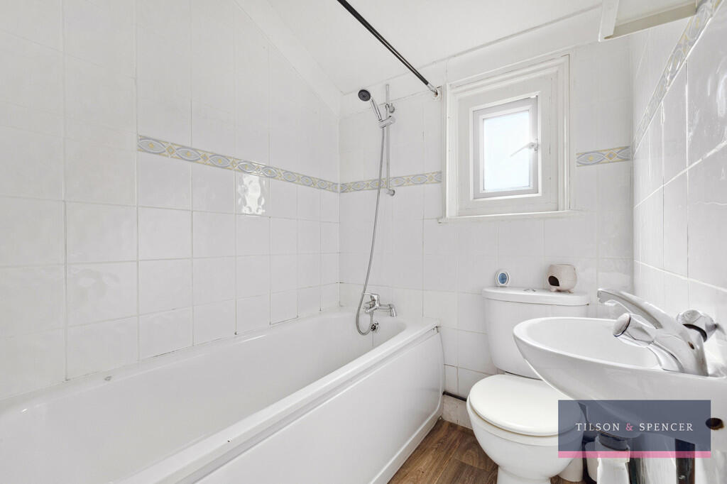 090420255_TILS_26...