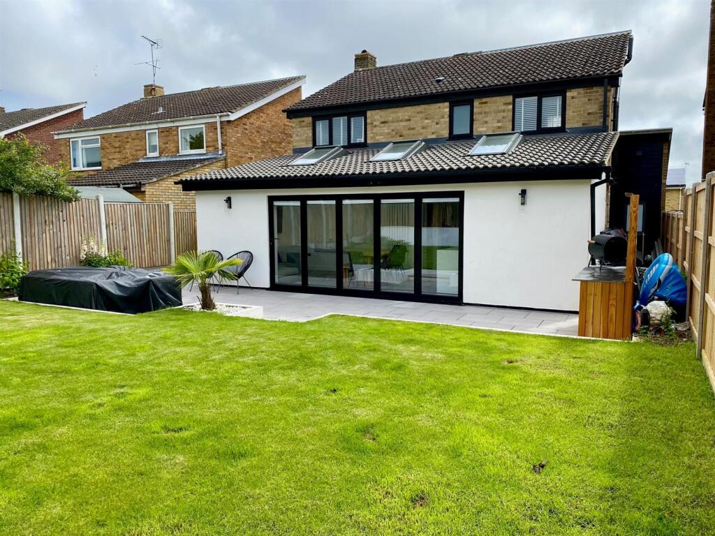 44 Broadwaters (21).jpg