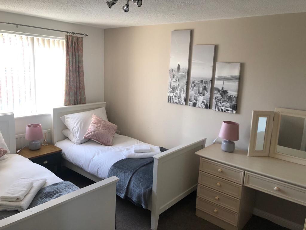 Second bedroom