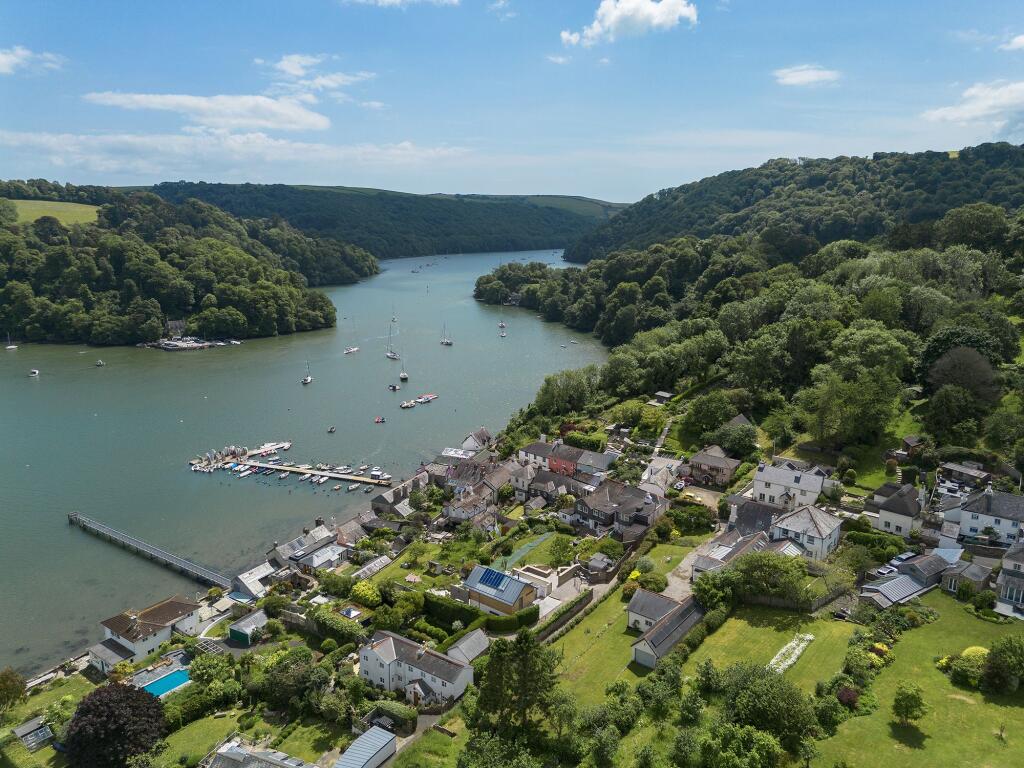 Yew Tree Cottage, Dittisham Drone