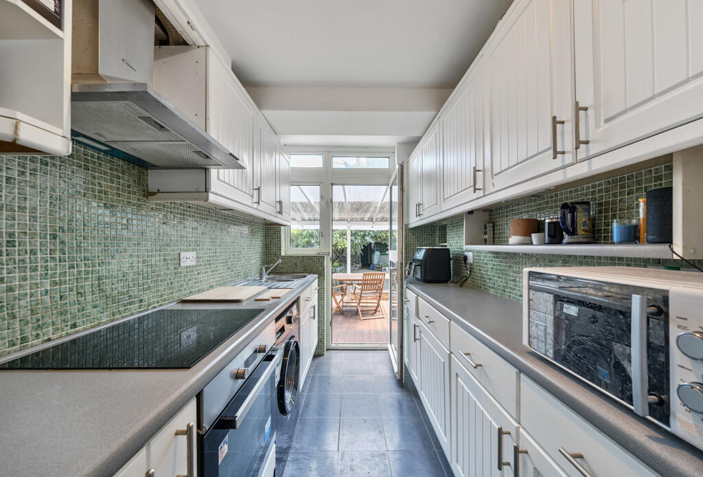 1315305-14-685977...