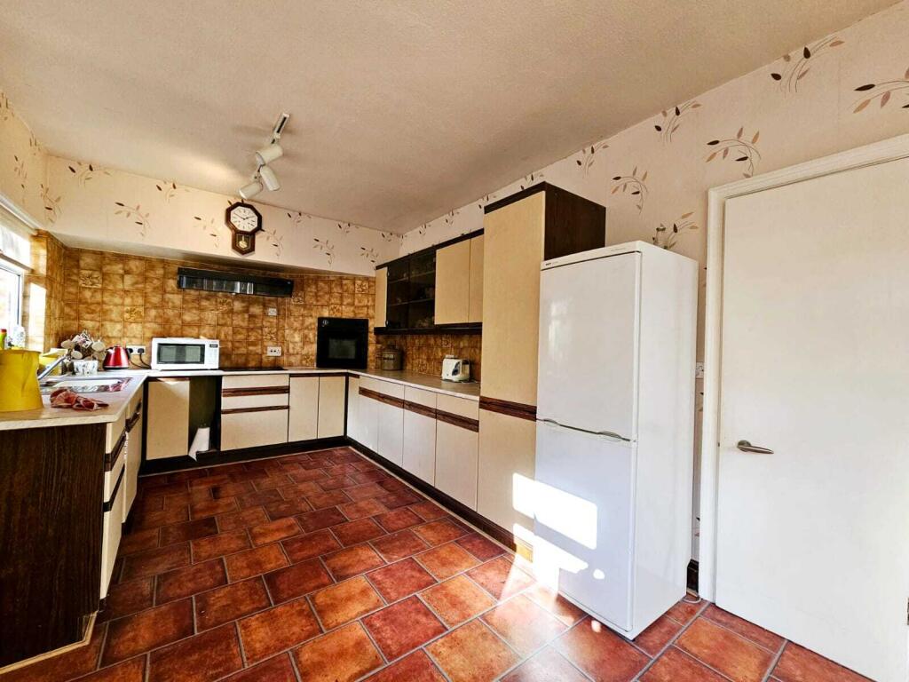 dedac5fc-9643-48b3-8806-c550357049c5